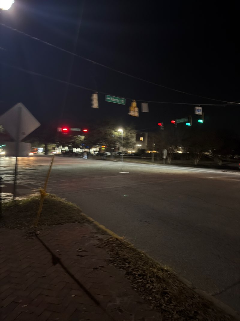 walking near me in Battlefield Park in winter
