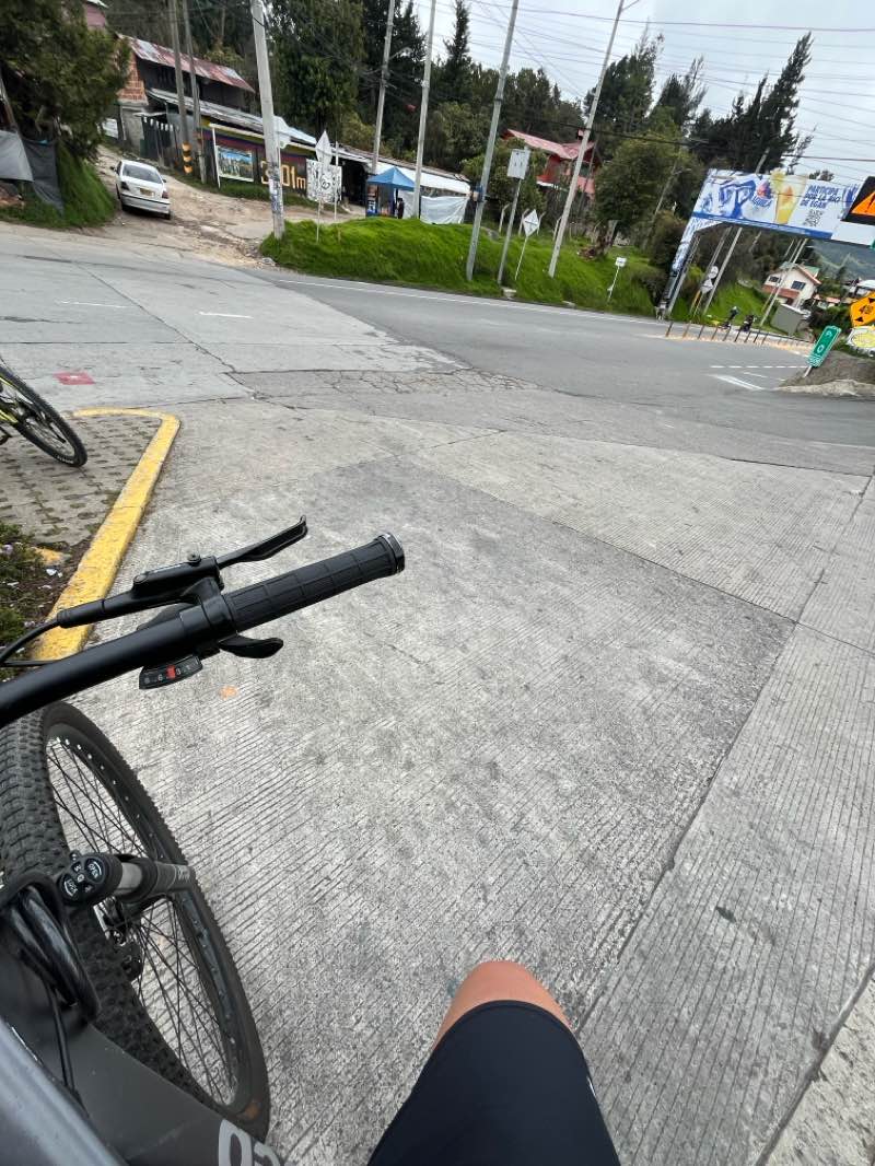 walking near me in Parque Urbanizacion Santa Barbara Central IV sector in winter