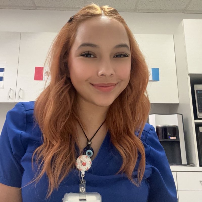 Claudia 🫰🏼 profile