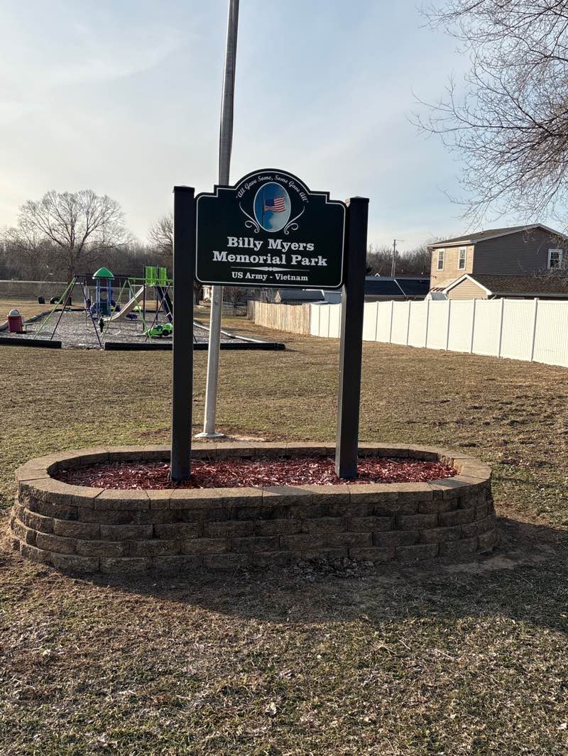 walking near me in Billy Myers Memorial Park in winter