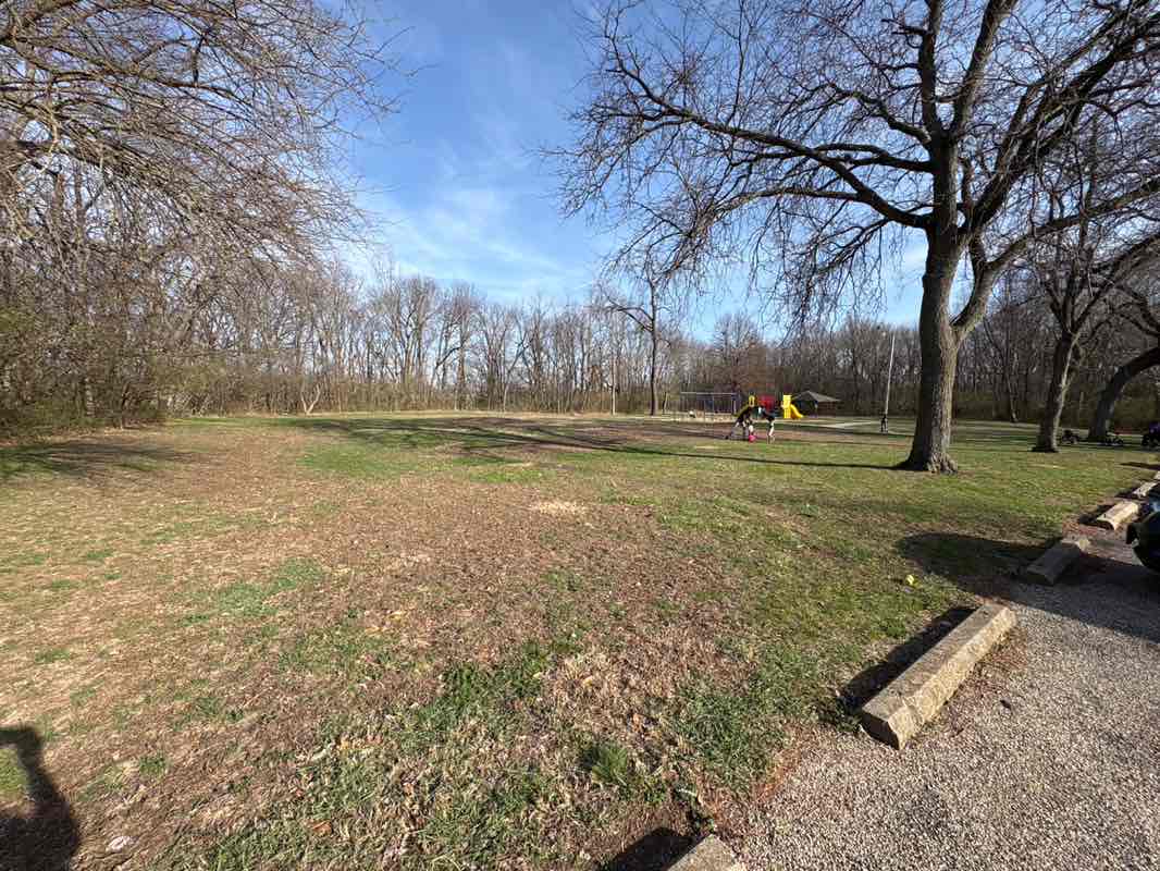 walking near me in Schmoeger Park in spring