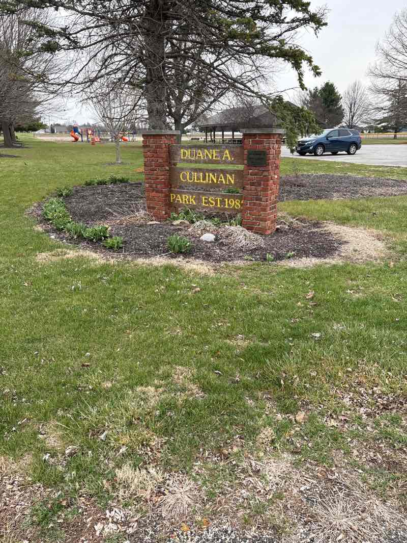 walking near me in Cullinan Park in spring