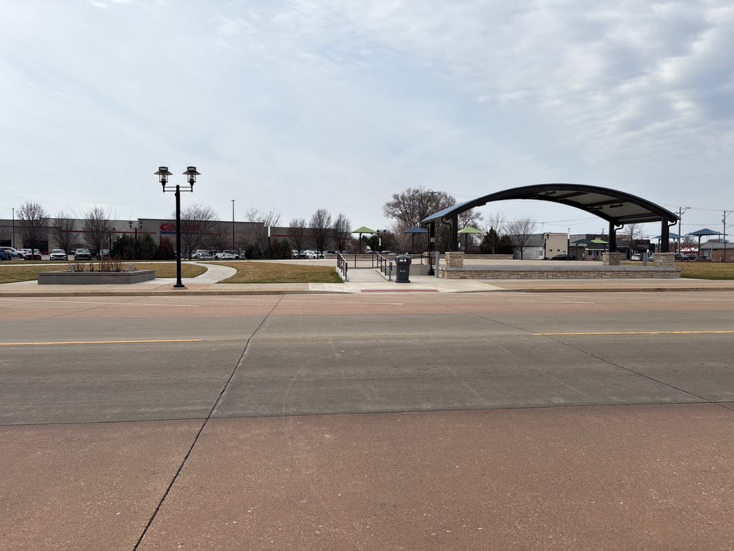walking near me in Levee District Park in spring
