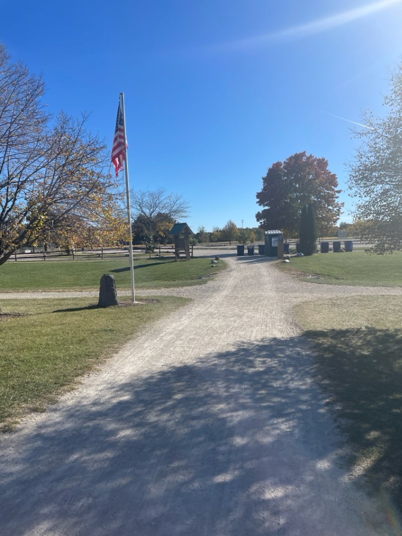 walking near me in Andersen Park in winter