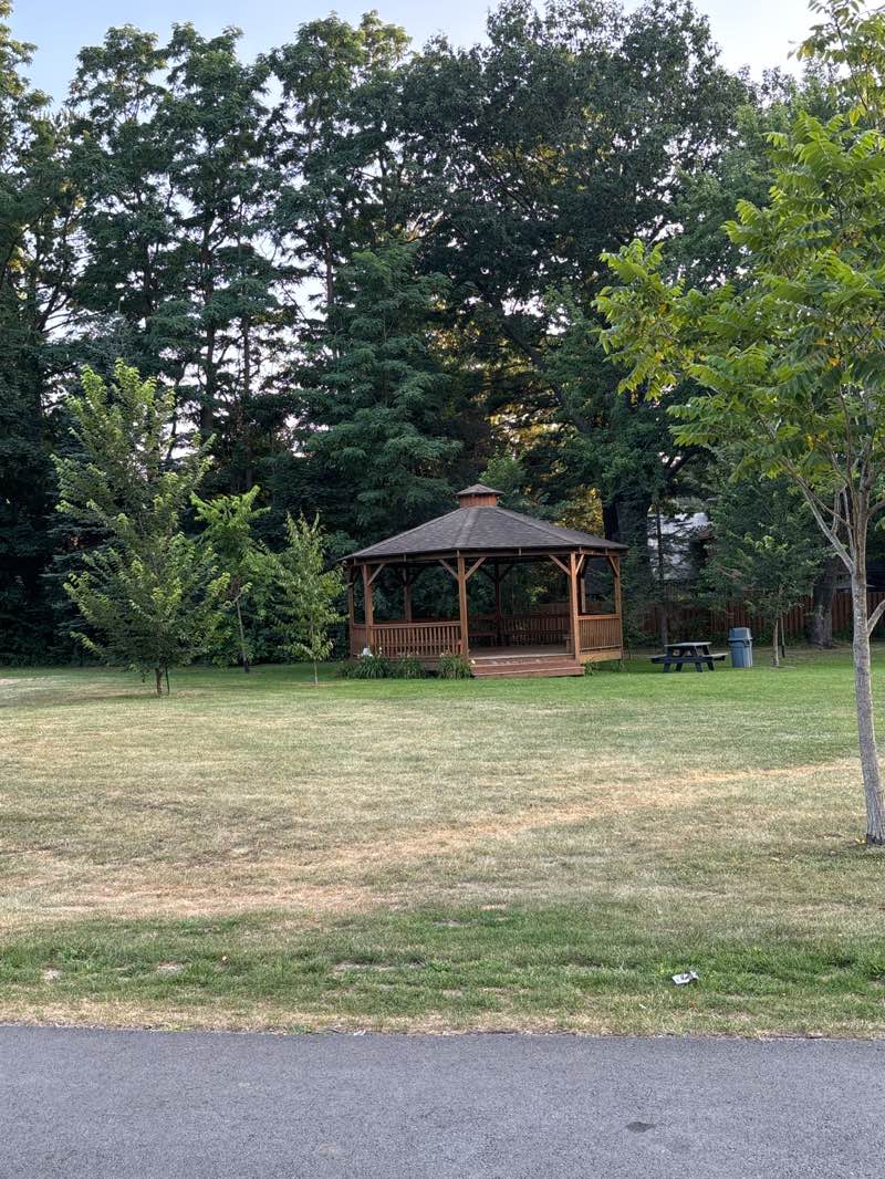 walking near me in Senneville Park in autumn