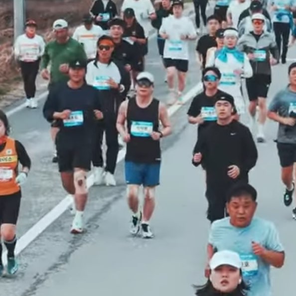 달려라봉 profile