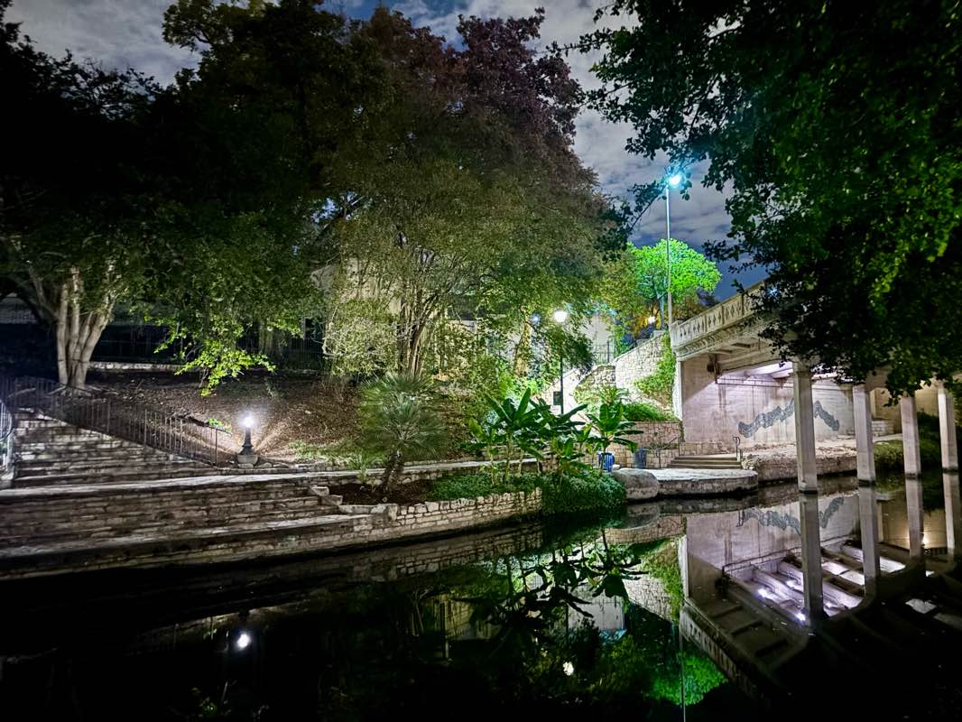 walking near me in Riverwalk Museum Reach in autumn