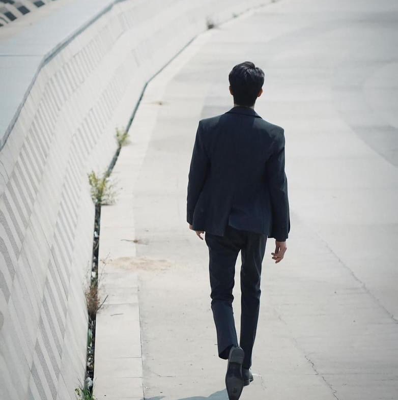 เจ้แหม่มริมรถไฟ