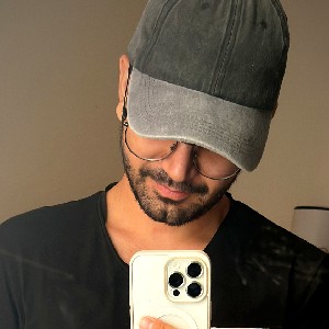 mahdiyarzare profile