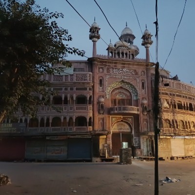 Happy Feet musa sheikh post image