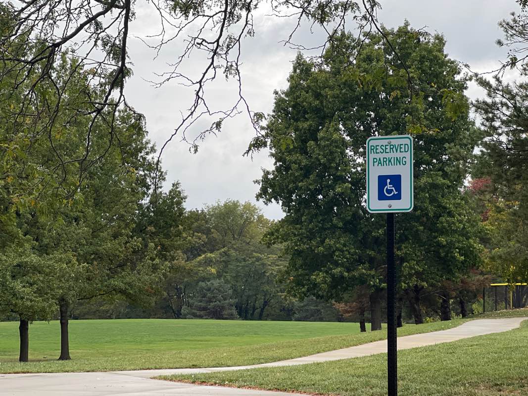 walking near me in Gum Springs Park in autumn
