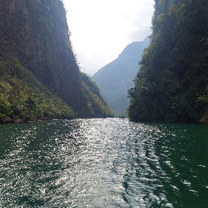 Hiển Nguyễn Hoàng profile