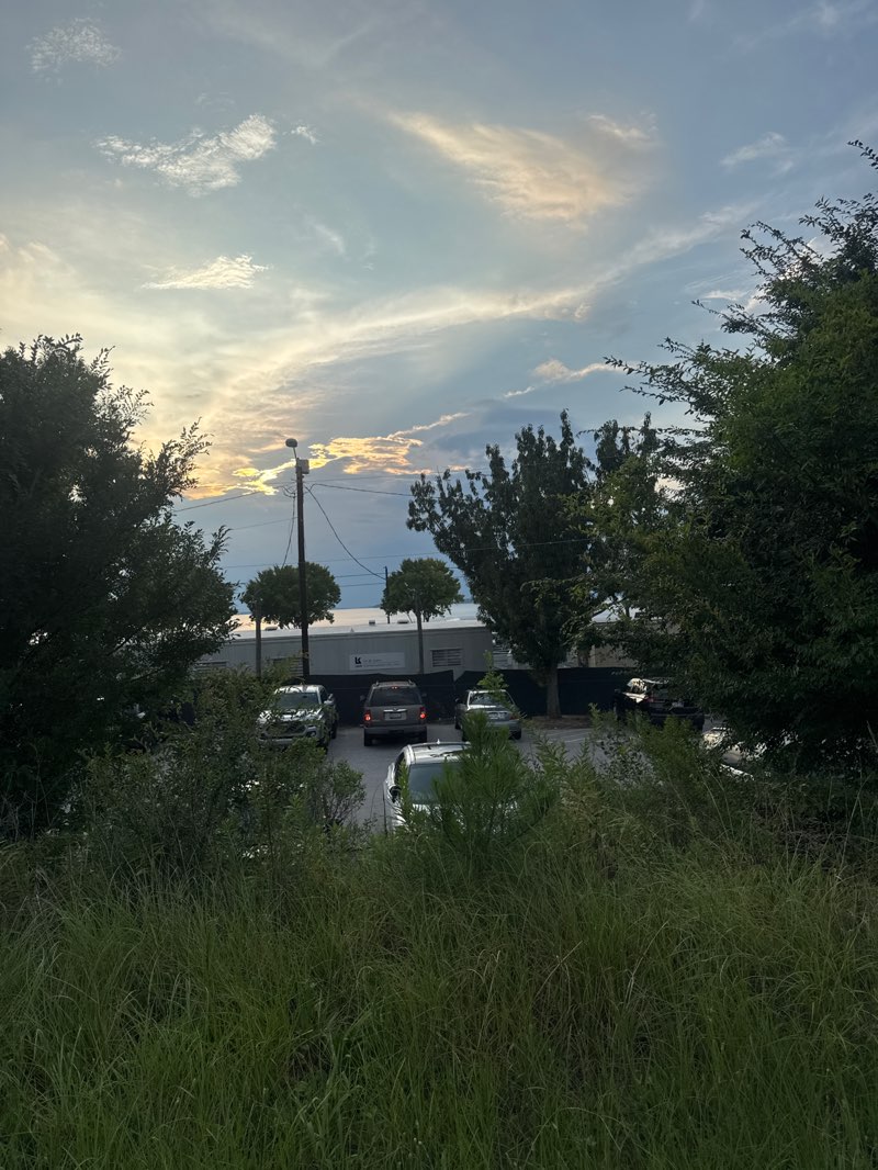 walking near me in Lake Murray Public Park in autumn