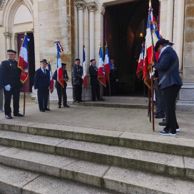 La pelote de laine Marie Odile Beluau post image