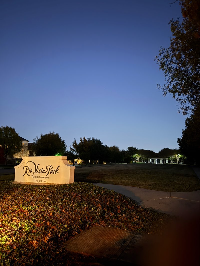 walking near me in Rio Vista Park in winter