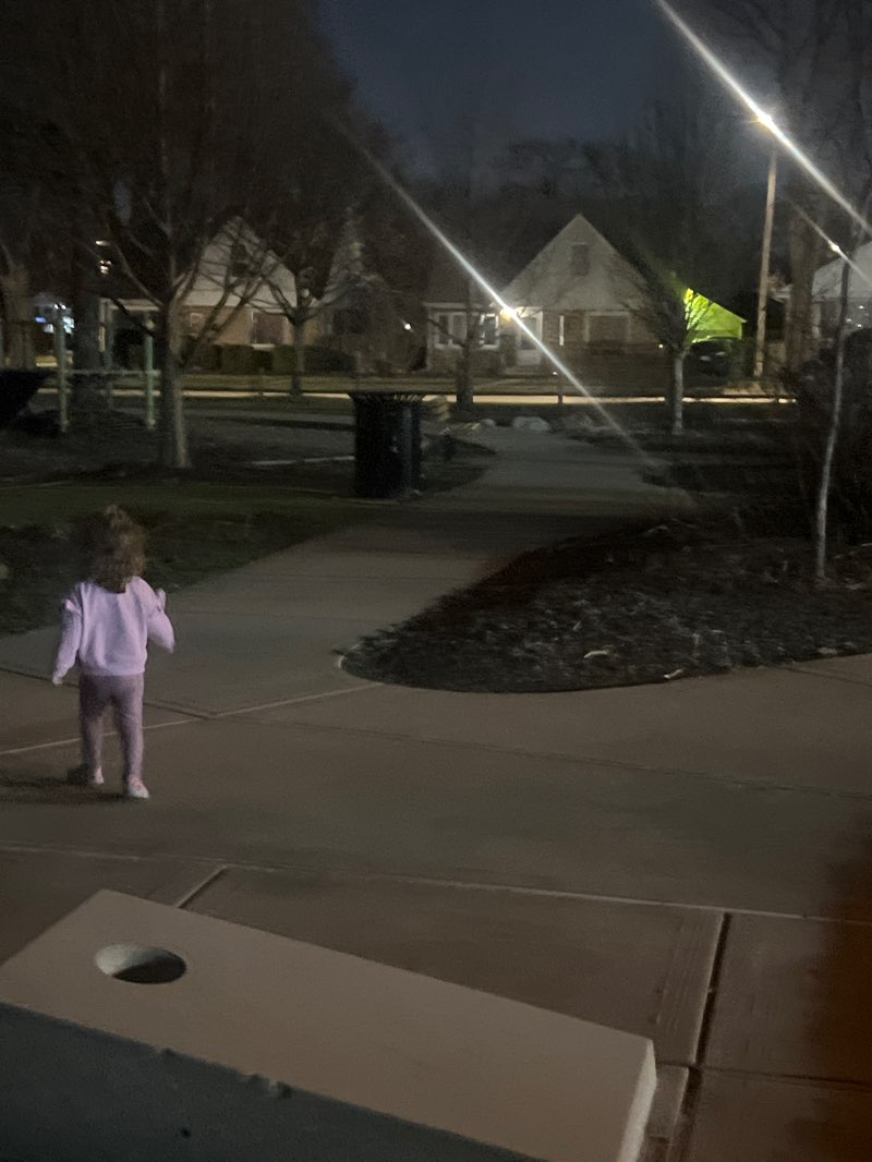 walking near me in Chestnut Park in spring