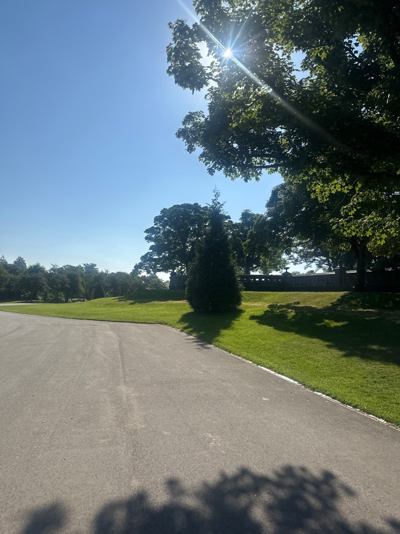 walking near me in Greenhead Park in summer
