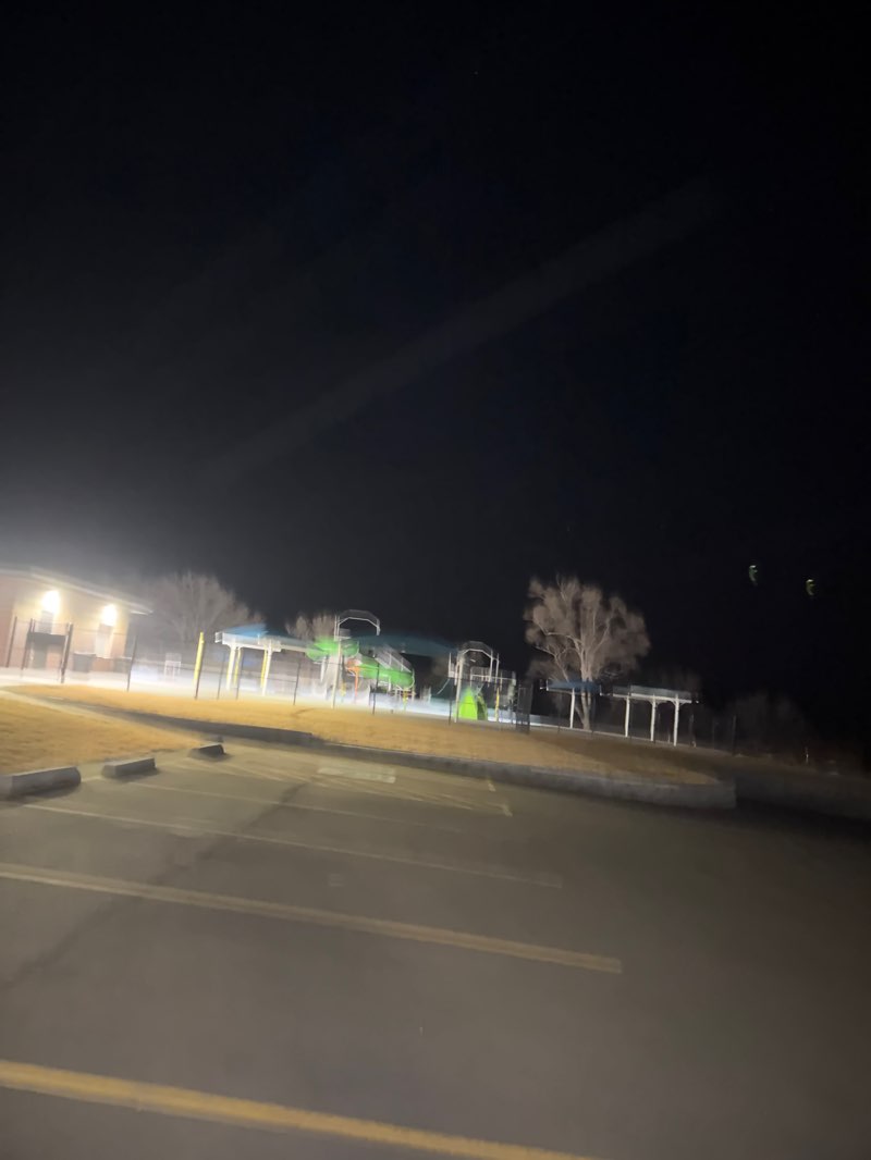 walking near me in Kelley Park in spring