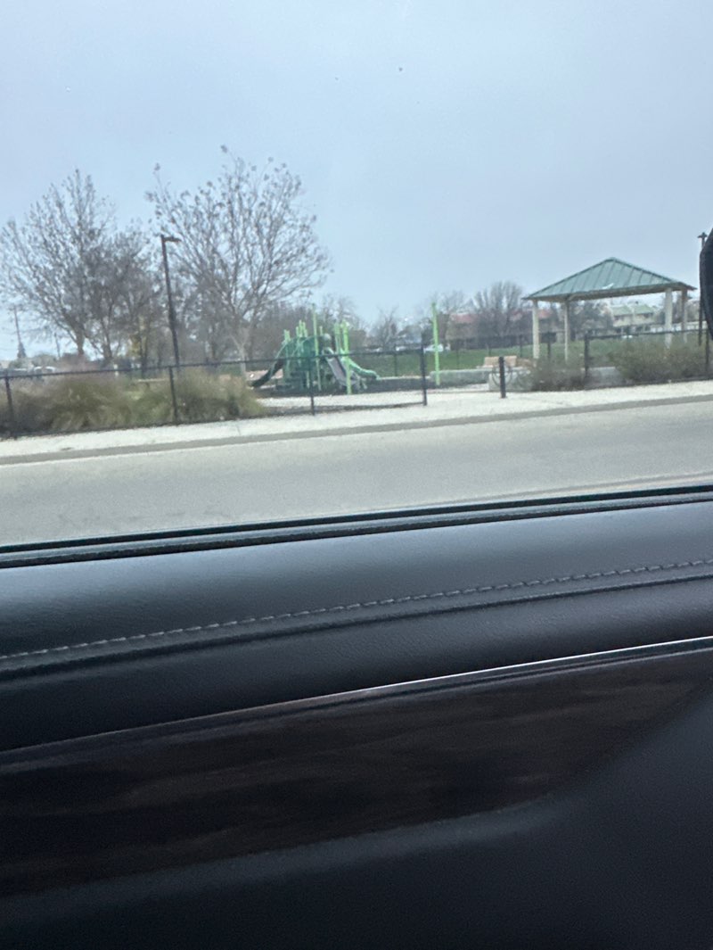 walking near me in Knox Park in winter