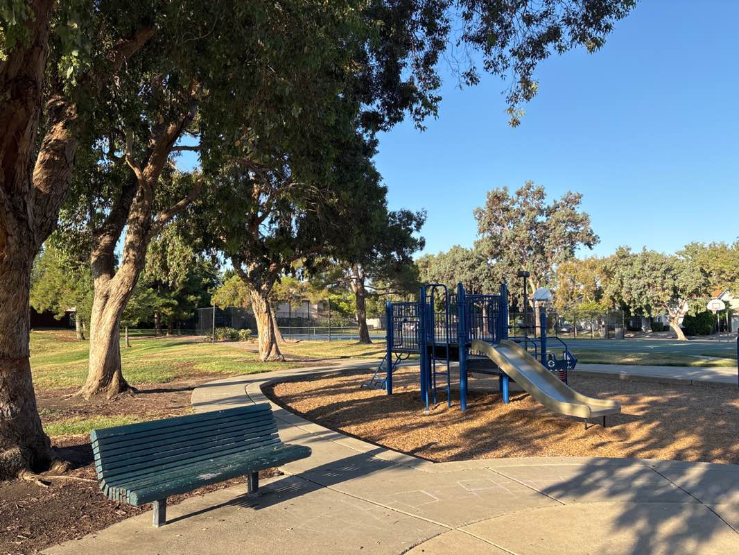 walking near me in Robert Kenner Park in summer