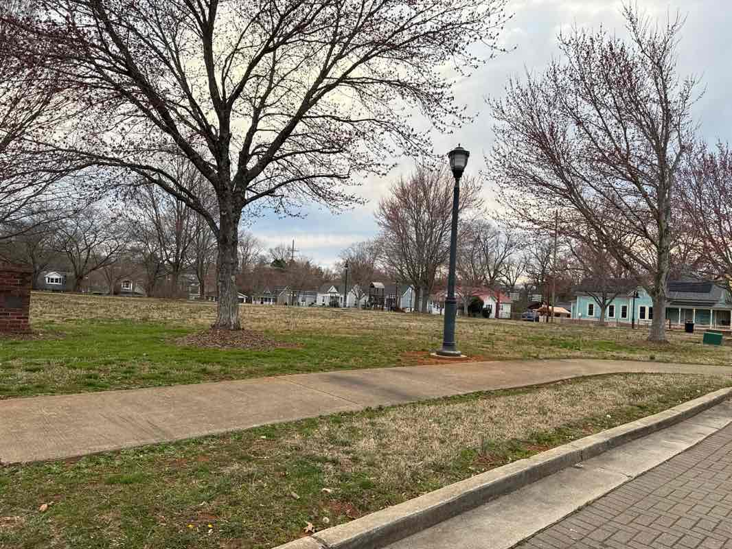 walking near me in Cannon Park in spring