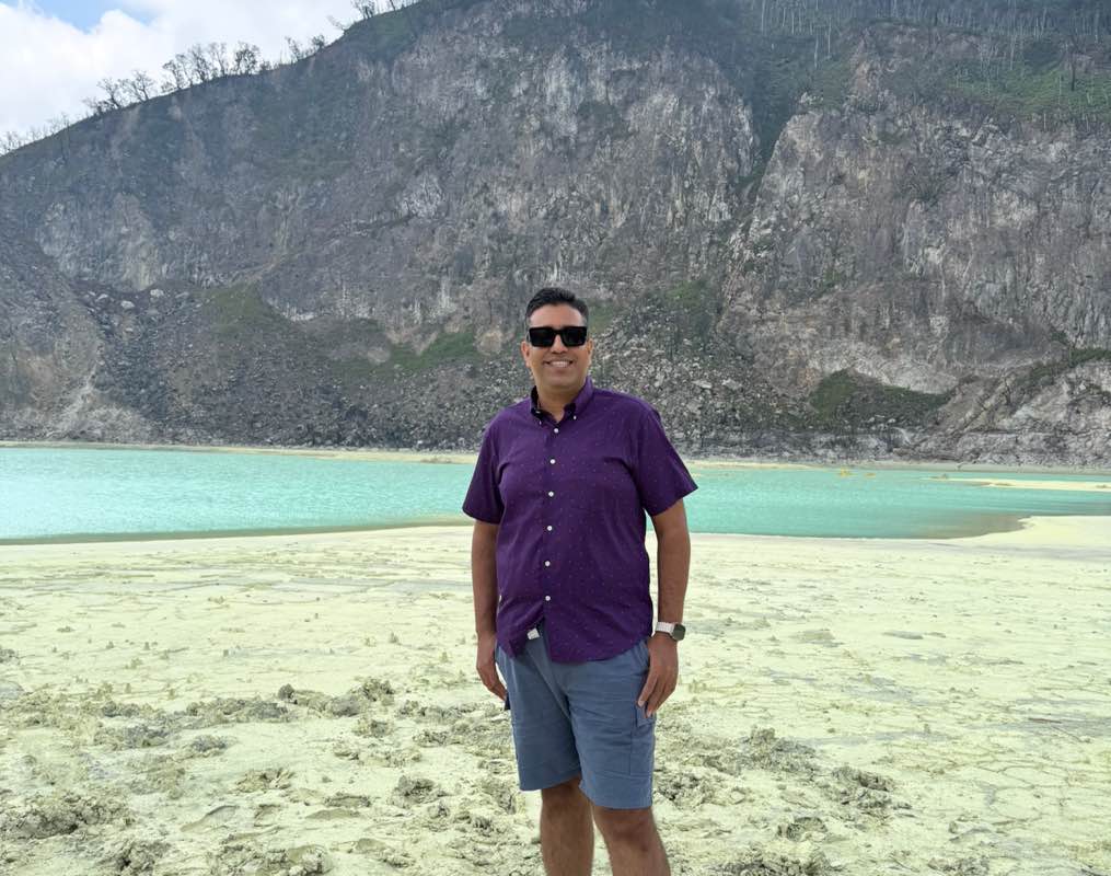 Yogesh Khetrapal profile