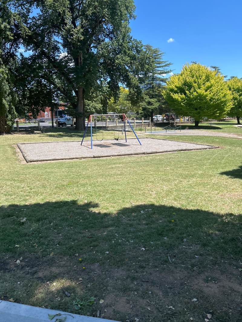 walking near me in Memory Park in summer