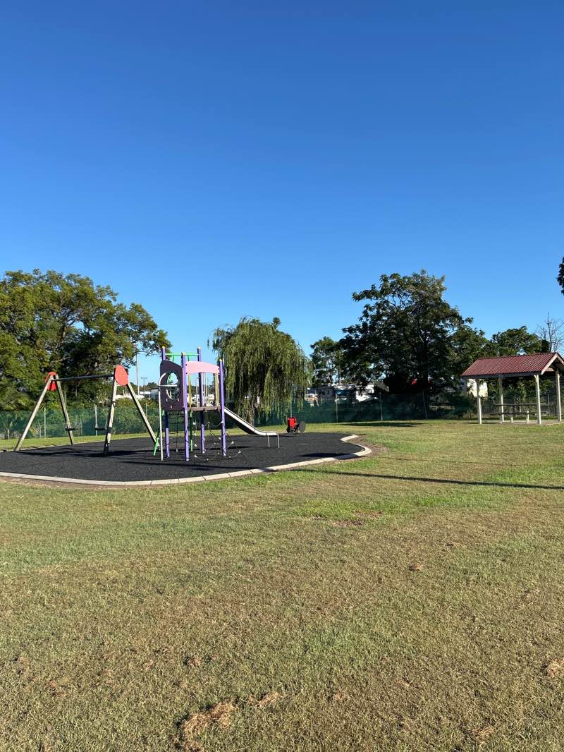walking near me in Hall Park in summer