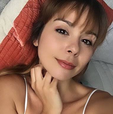 Elizabeth Johnson profile