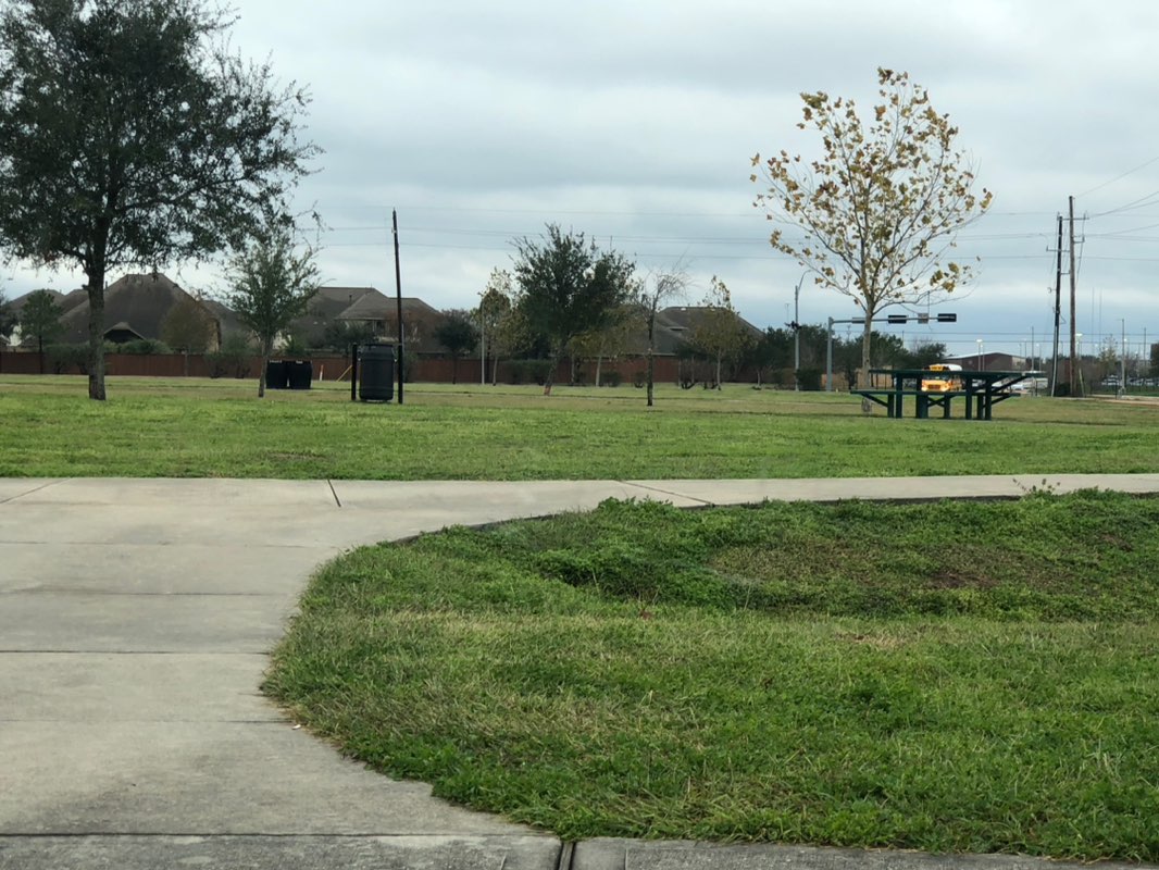 walking near me in South Gate Park in winter