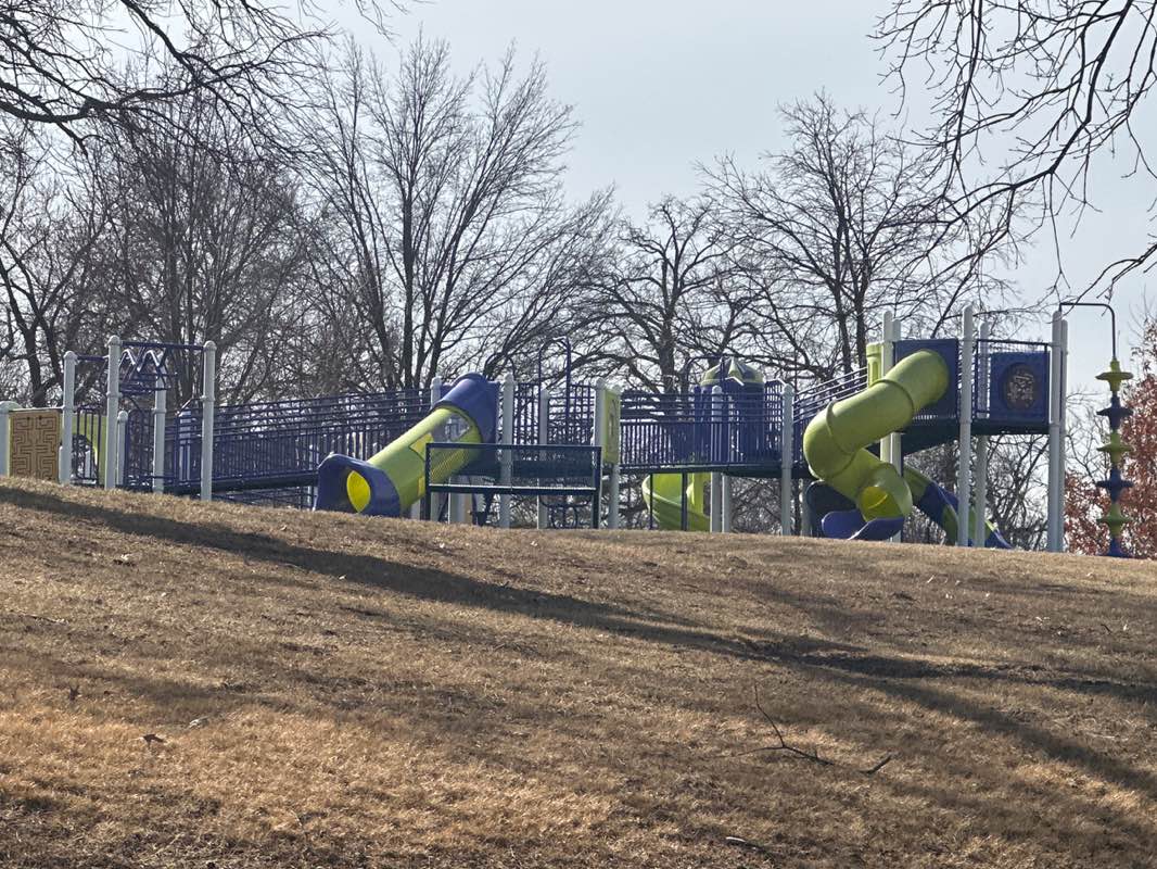 walking near me in Rand Park in spring