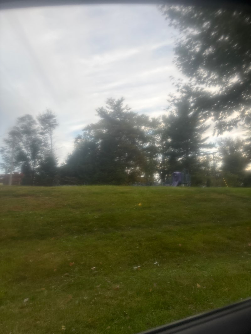 walking near me in Idlewood Park in autumn