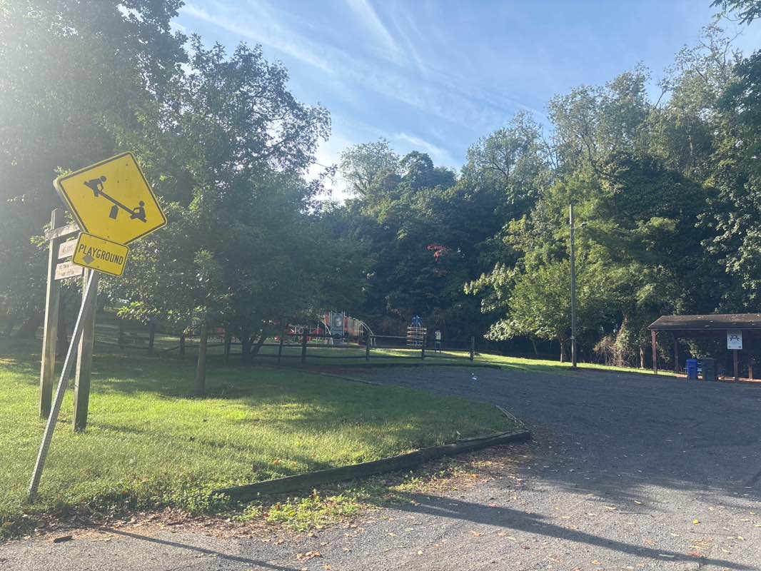 walking near me in Melrose Park in autumn