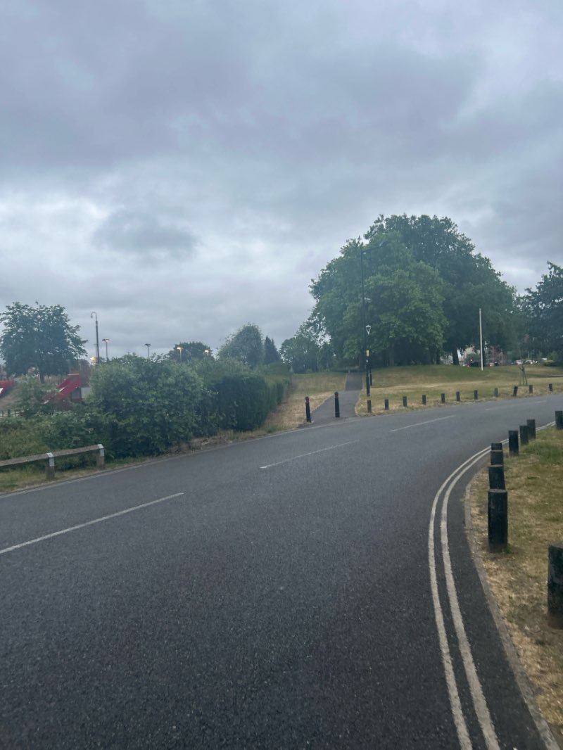 walking near me in Chalvey Recreation Ground in summer