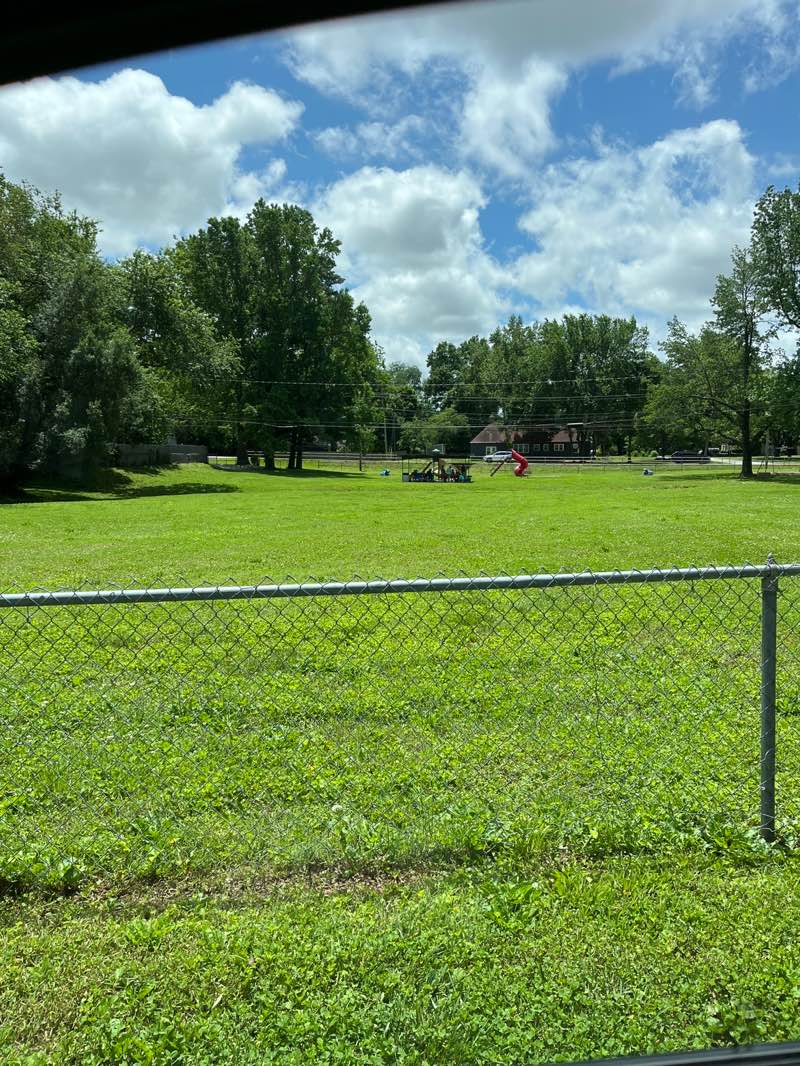 walking near me in Kirkwood Park in summer