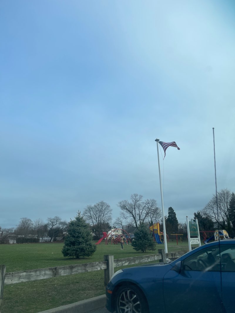 walking near me in Michel Park in spring