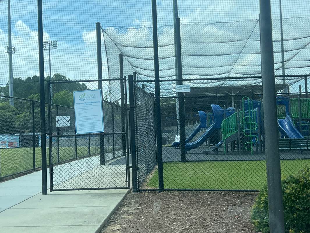 walking near me in Ting Park in summer