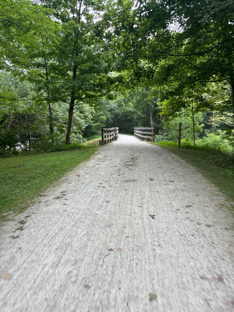 walking near me in Cedar Creek Park in summer