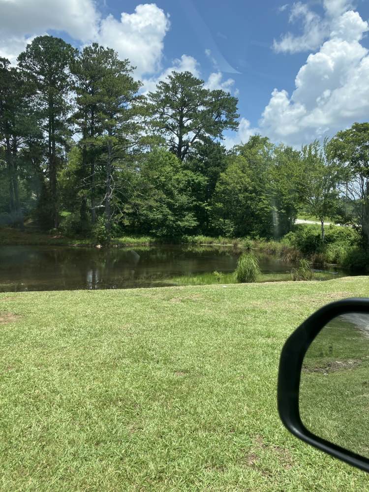 walking near me in Lamar Moody Recreation Area in summer