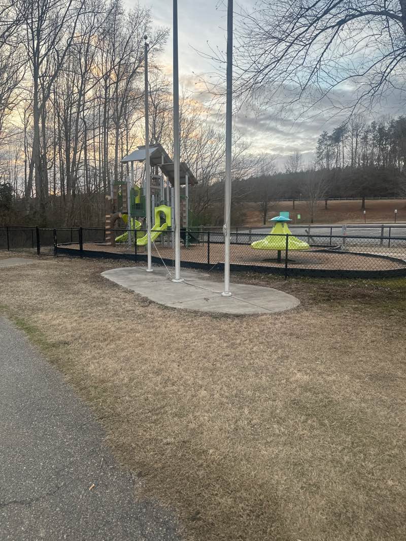 walking near me in Old Canaan Rd Complex in winter