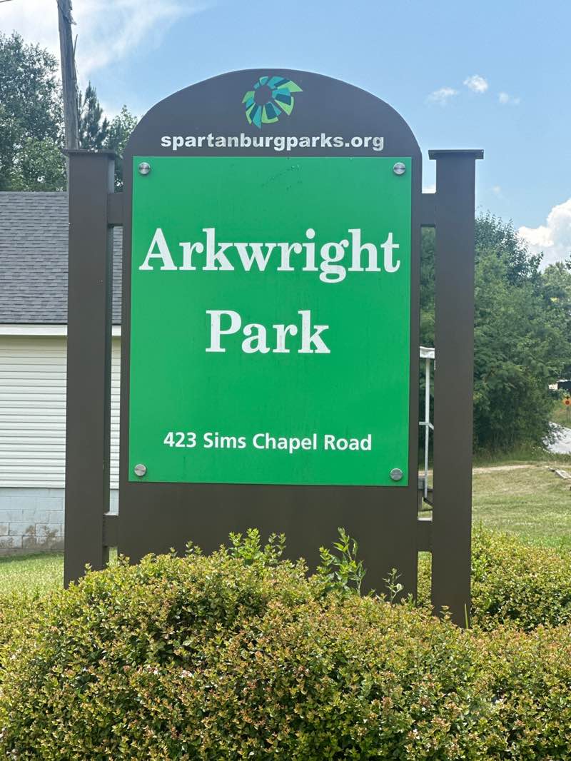 walking near me in Arkwright Park in summer