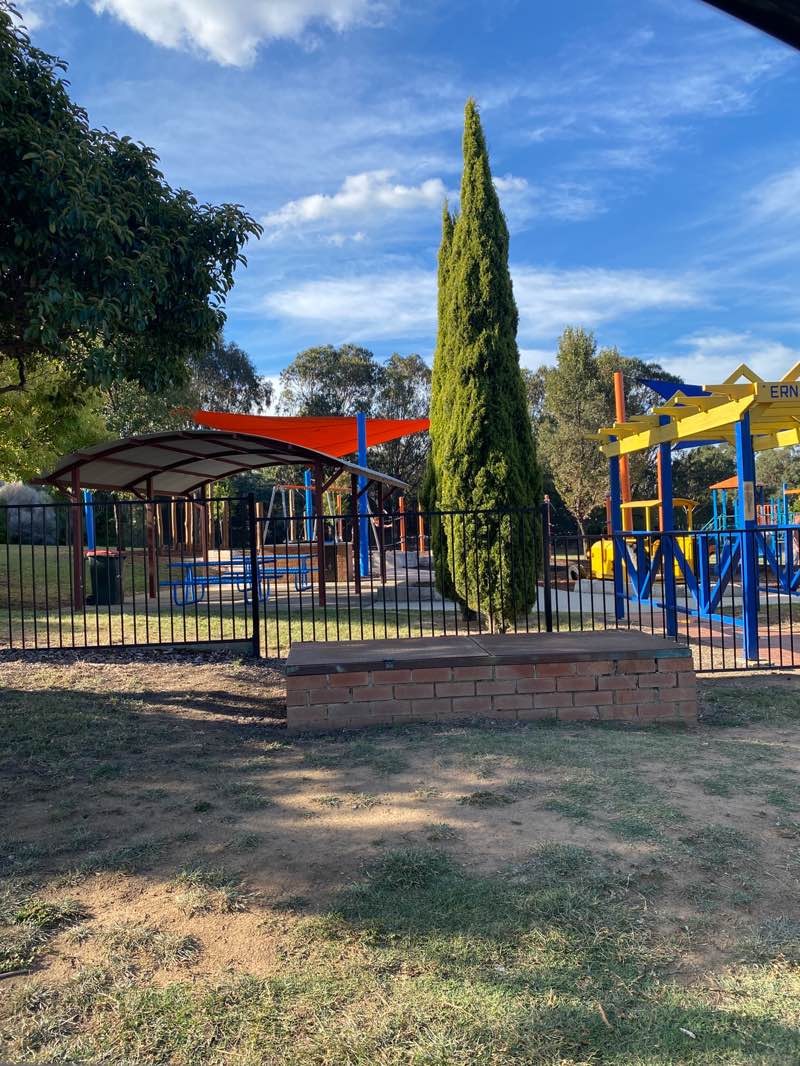 walking near me in Ernie Beaver Park in autumn