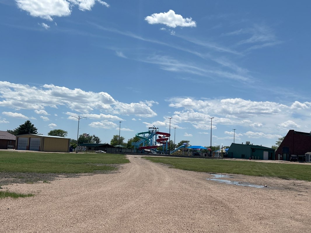 walking near me in Sterling Recreation Center in summer