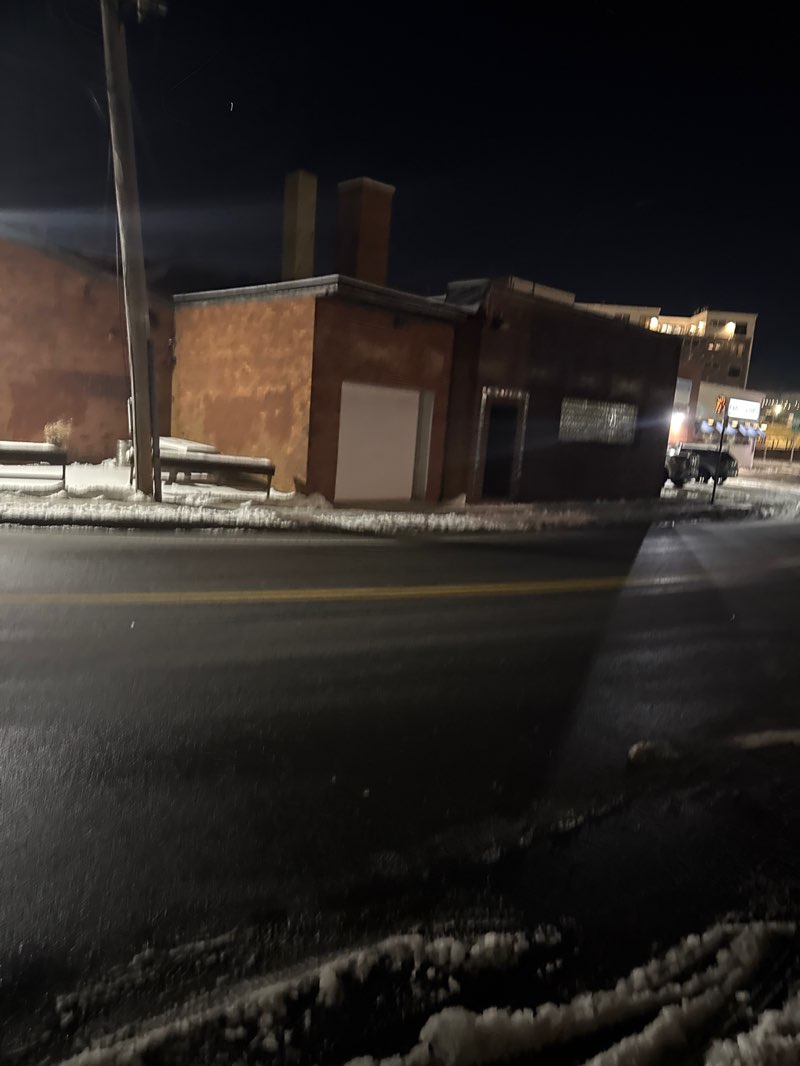 walking near me in Lloyd G. Balfour Riverwalk in winter