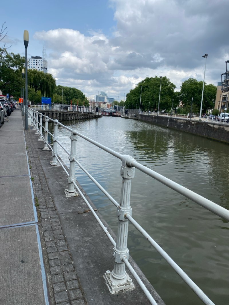 walking near me in Parc des Muses - Muzenpark in summer