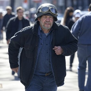 Stomper_Harris profile