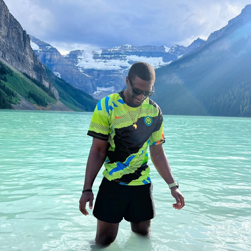 Craig Thomas profile