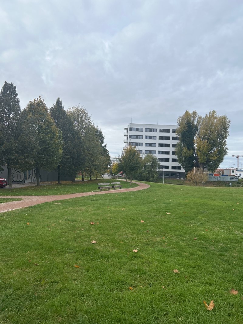 walking near me in Mariacela in autumn