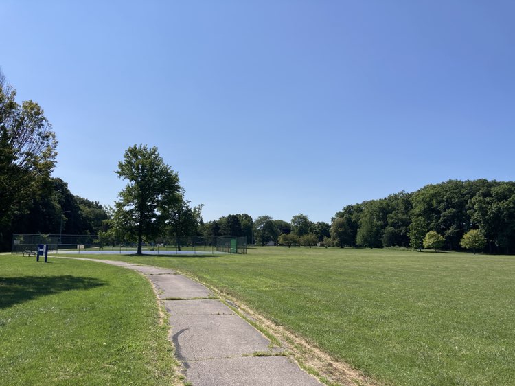 walking near me in Copland Park in summer