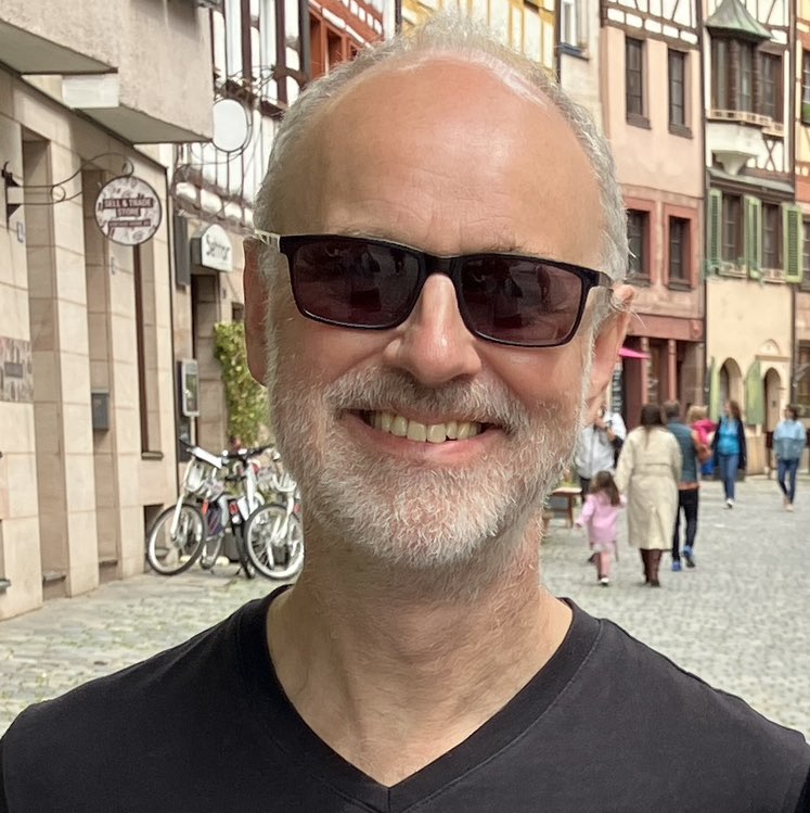 Manfred  🐯🇩🇪🌍🇷🇺